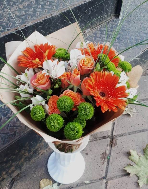 Букет цветов из: Герберы, Хризантемы, Альстромерии и Розы в Душоново