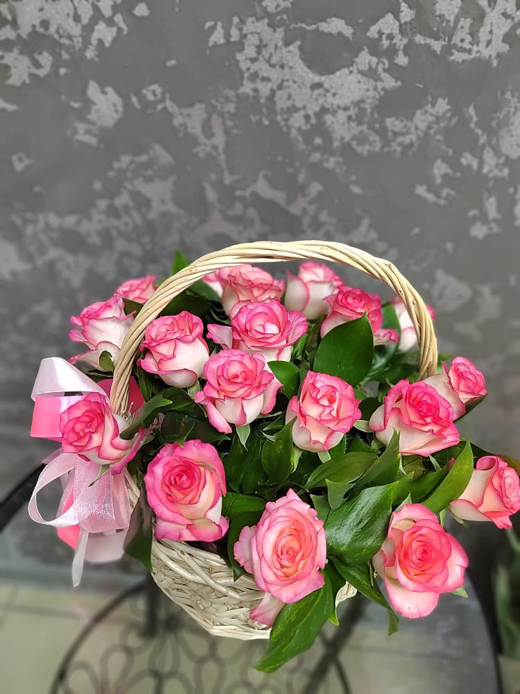 Цветочная композиция из Розы в корзине в Душоново