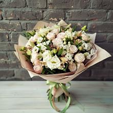 Букет цветов из:  Альстромерии, Розы и Хризантемы в Душоново