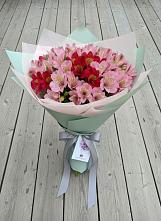 Букет цветов из:  Альстромерии #REPLACE_PRED# Душоново