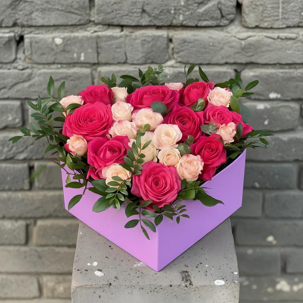 Цветочная композиция из Розы в коробке в Душоново