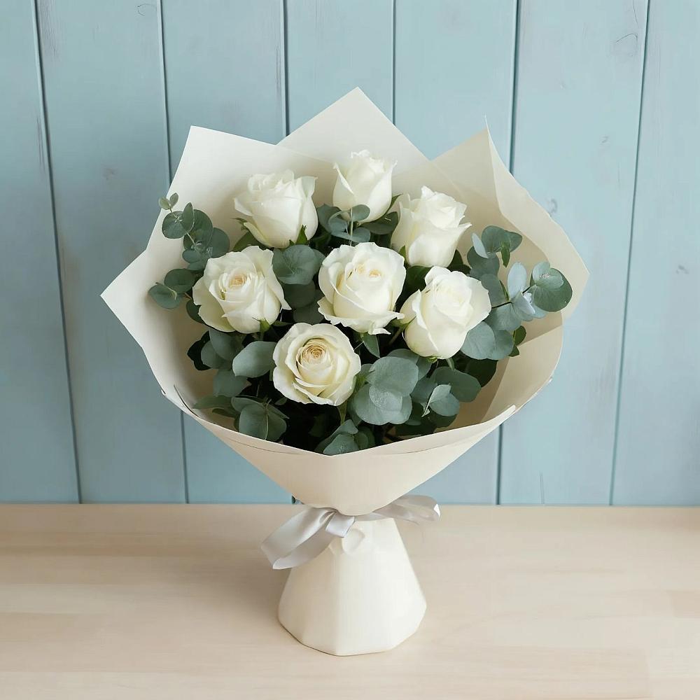 Букет Белые розы в Эвкалипте в Душоново