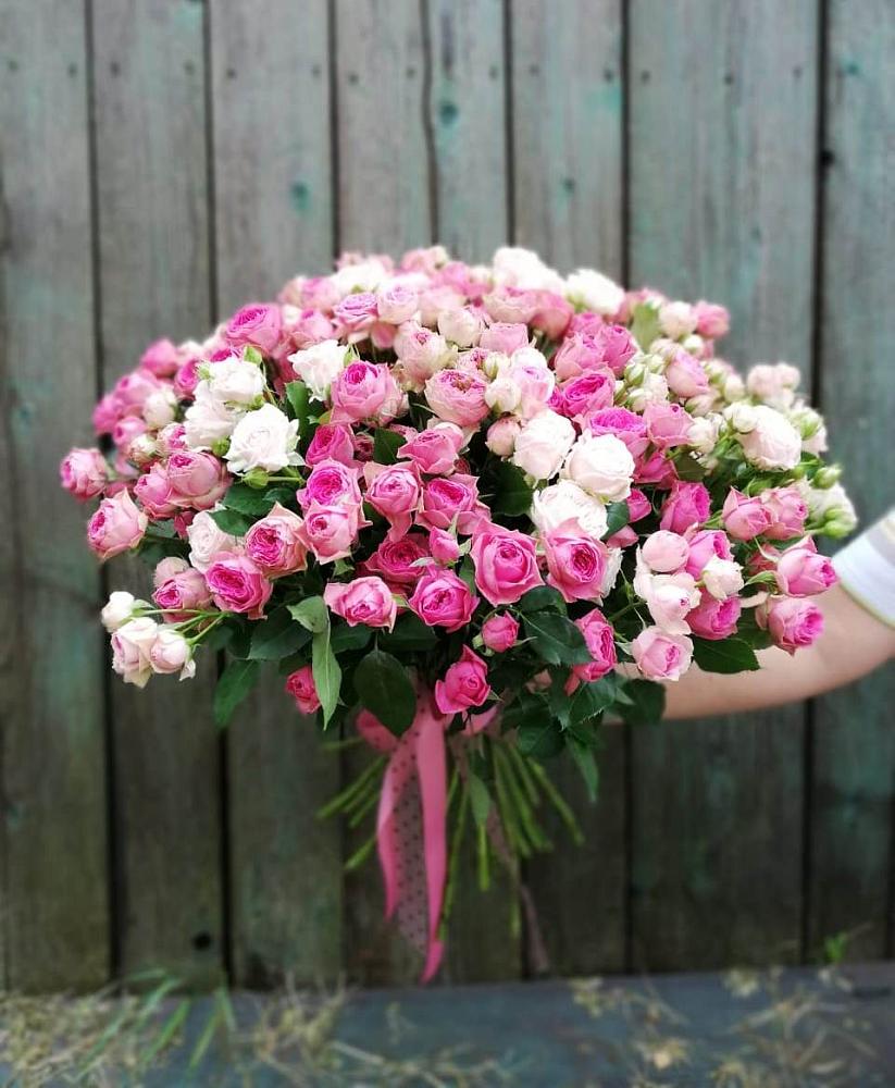 Букет Розовые кустовые розы Натали и Лав Лидия в Душоново