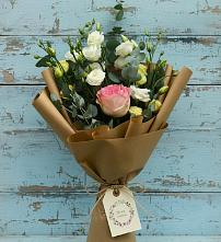 Букет цветов из:  Розы и Лизиантусы в Душоново