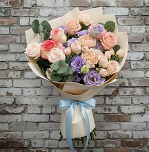 Букет цветов из:  Розы, Лизиантусы и Гвоздики в Душоново